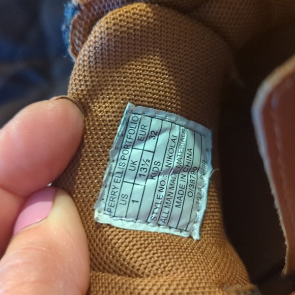 Perry Ellis boys shoes - Picture 7 of 7